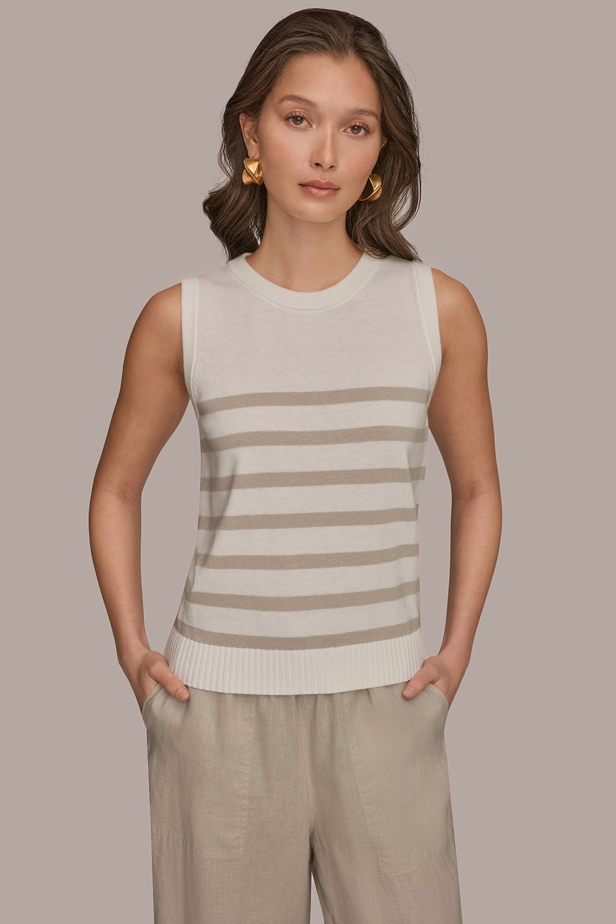 COTTON AND CASHMERE SLEEVELESS STRIPED SWEATER