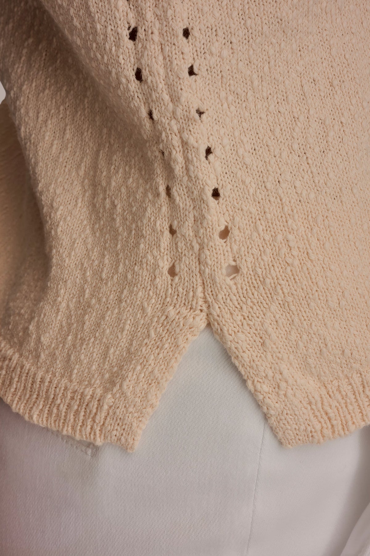 SLEEVELESS POINTELLE STITCH TANK