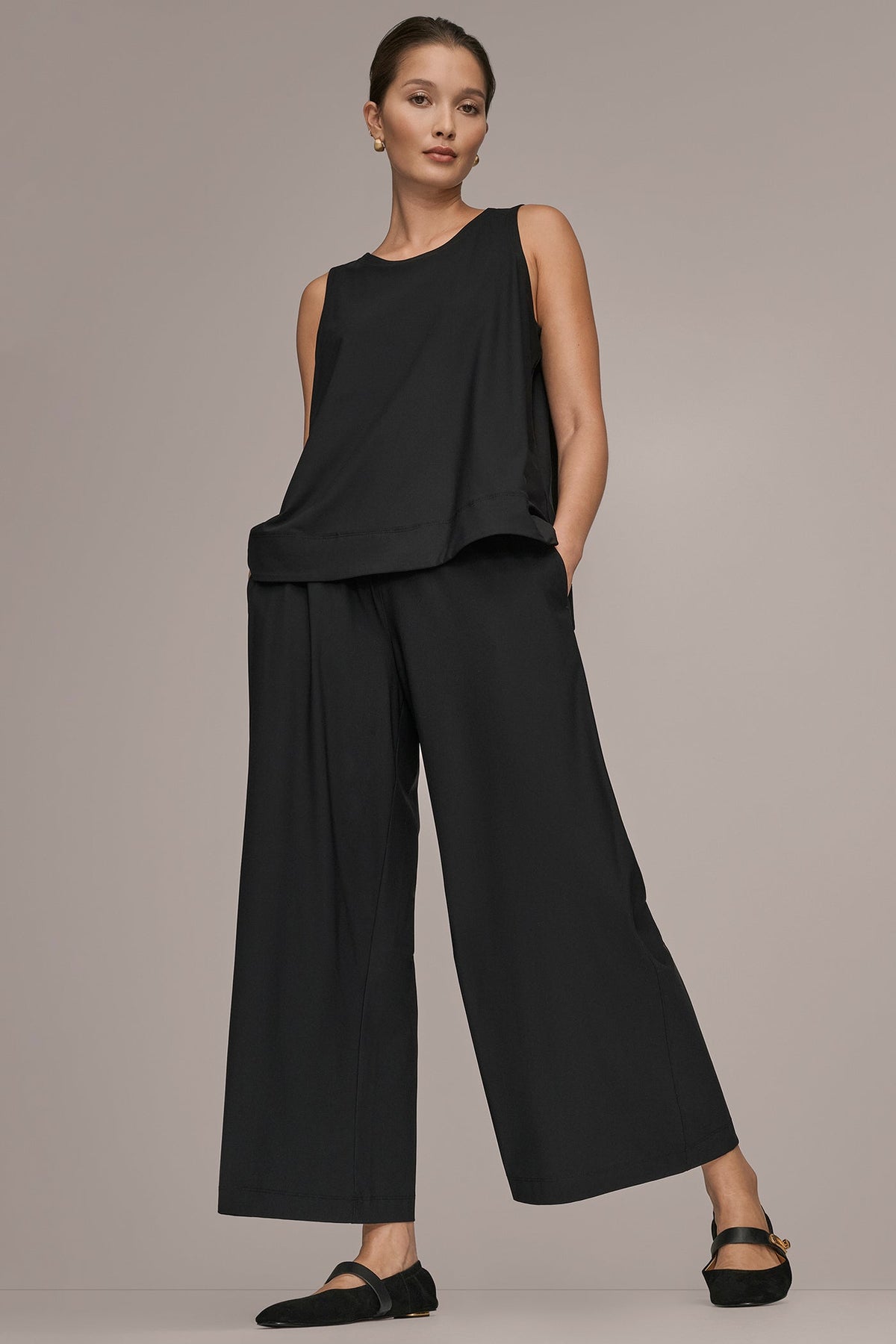 THE MODERN TRAVEL SLEEVELESS SWING TANK