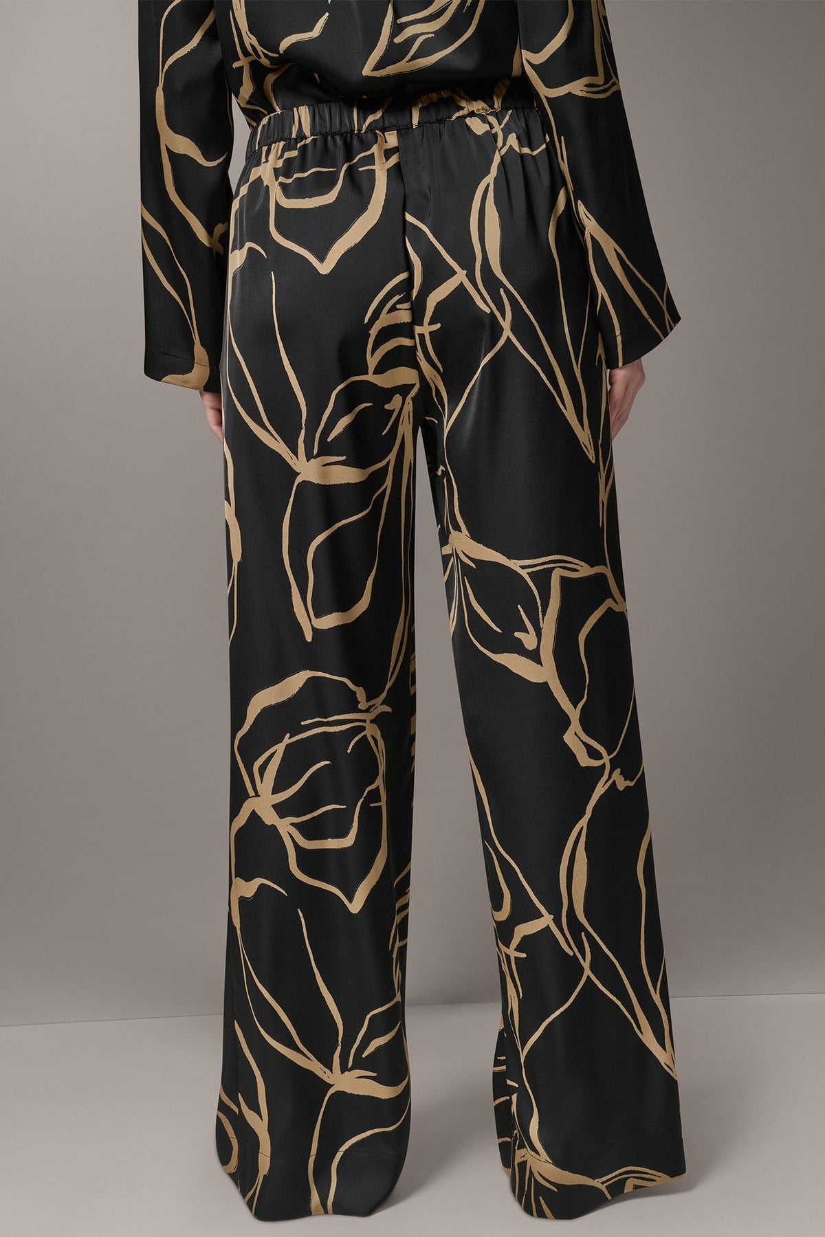 EXTRA HIGH-RISE WIDE-LEG PULL-ON PANT