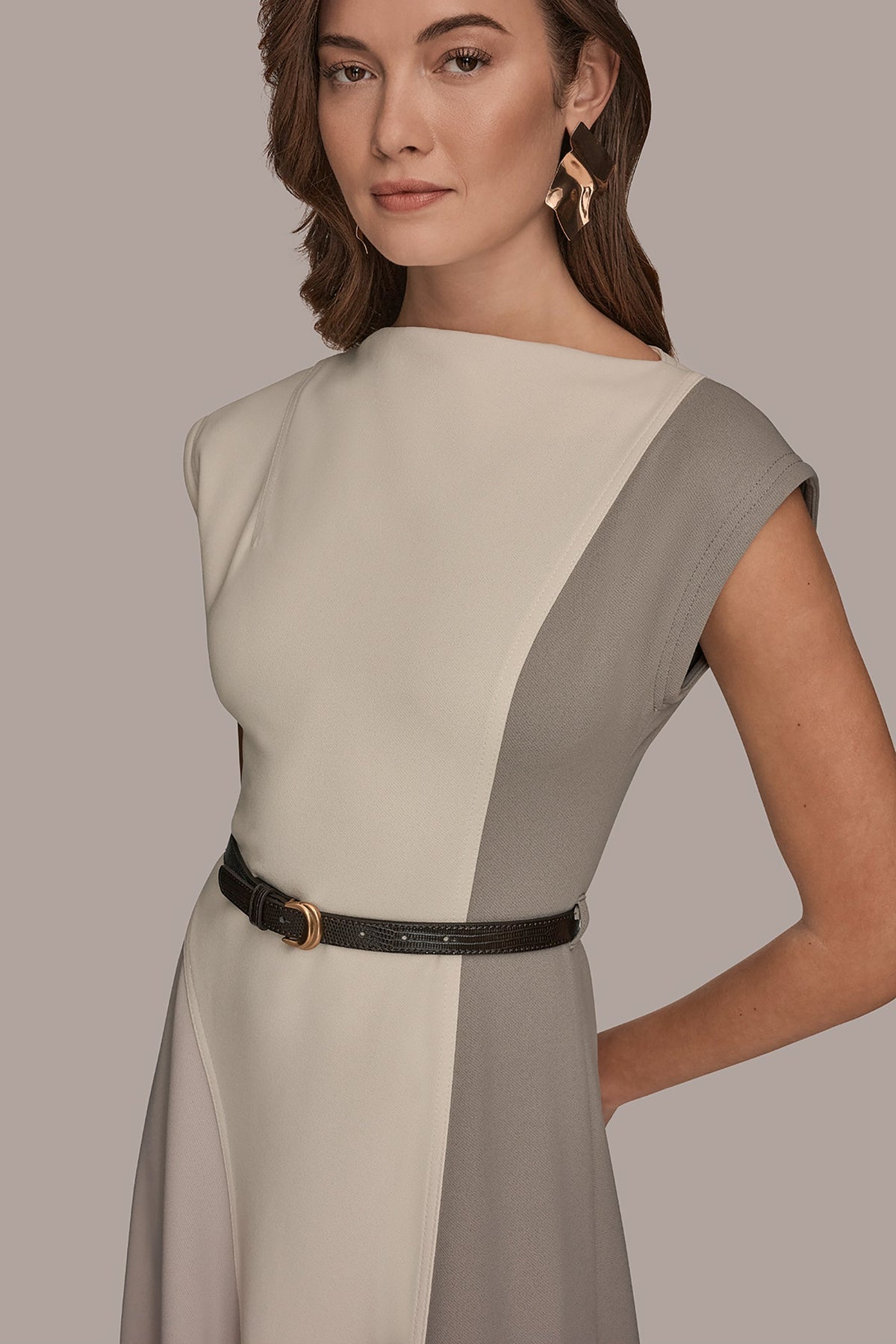CAP SLEEVE COLOR-BLOCK MIDI DRESS