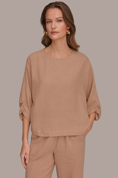 3/4 SLEEVE TWIST CUFF BLOUSE