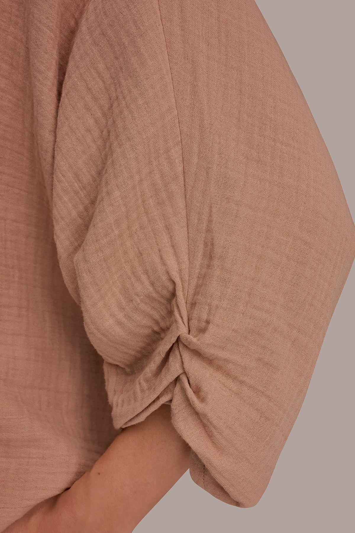 3/4 SLEEVE TWIST CUFF BLOUSE