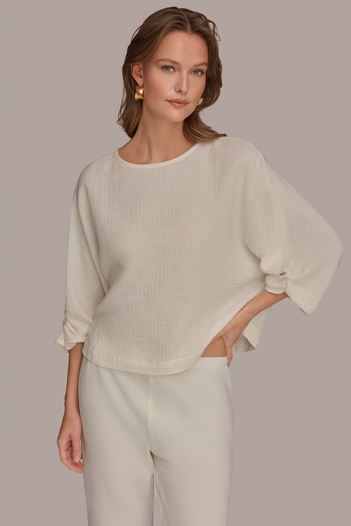 3/4 SLEEVE TWIST CUFF BLOUSE