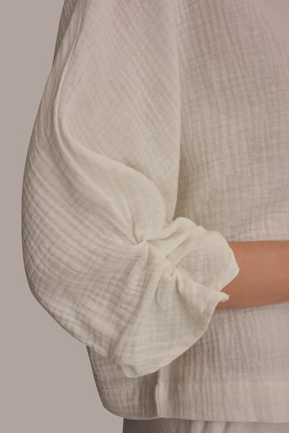 3/4 SLEEVE TWIST CUFF BLOUSE