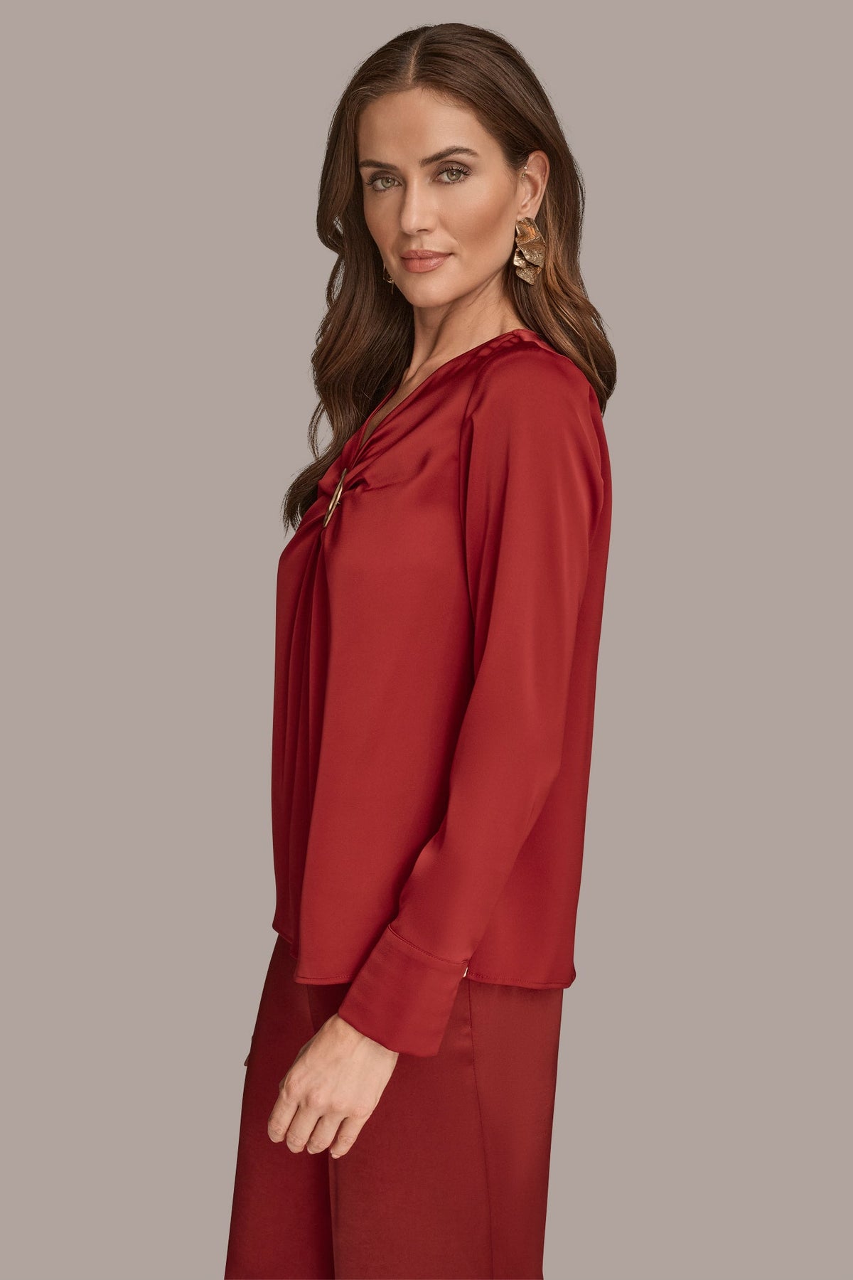 LONG SLEEVE RING V-NECK BLOUSE