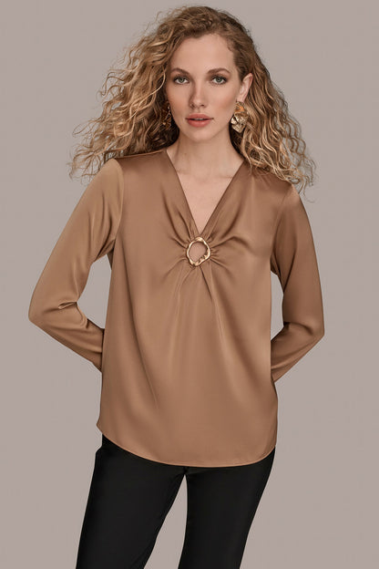 LONG SLEEVE RING V-NECK BLOUSE