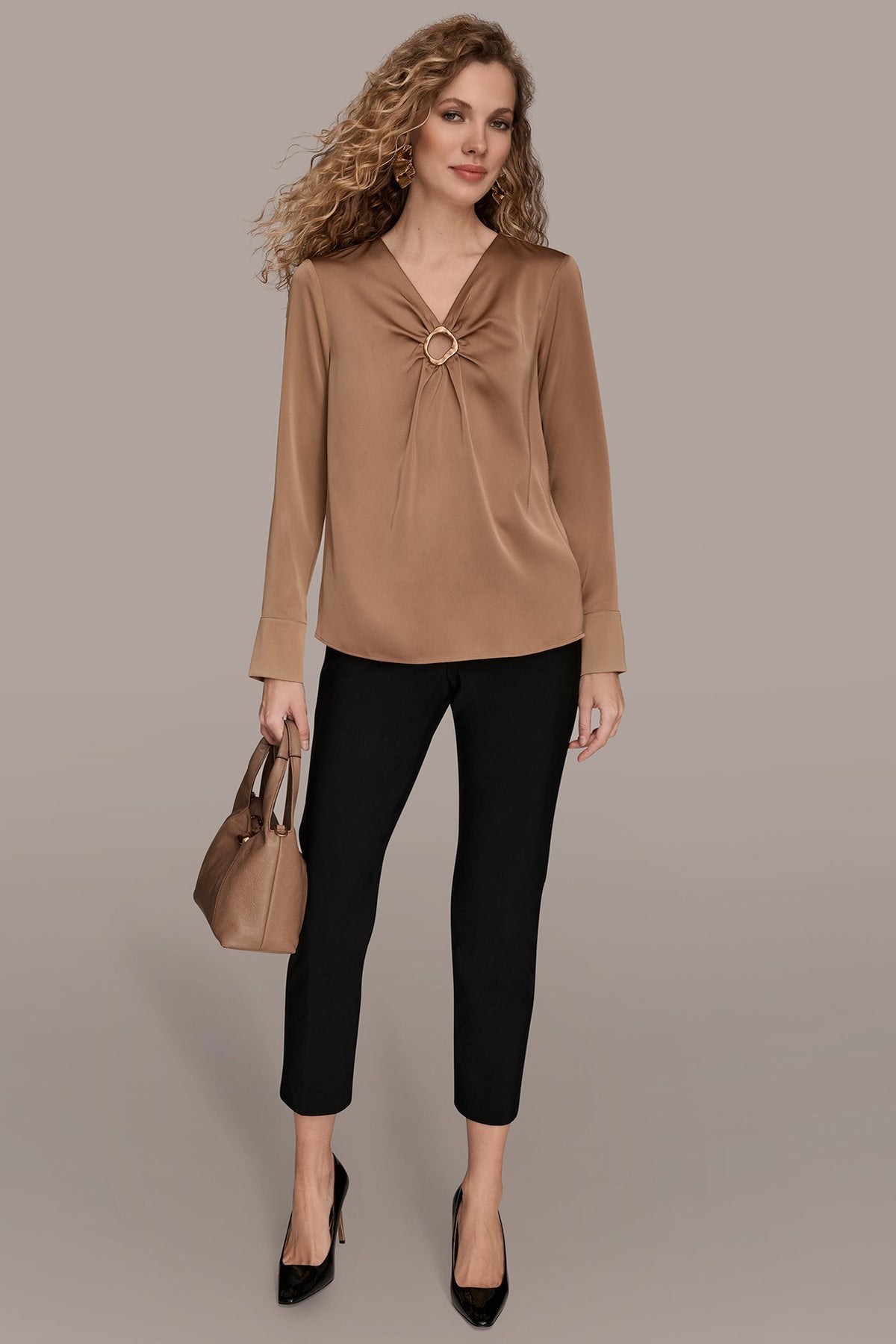 LONG SLEEVE RING V-NECK BLOUSE