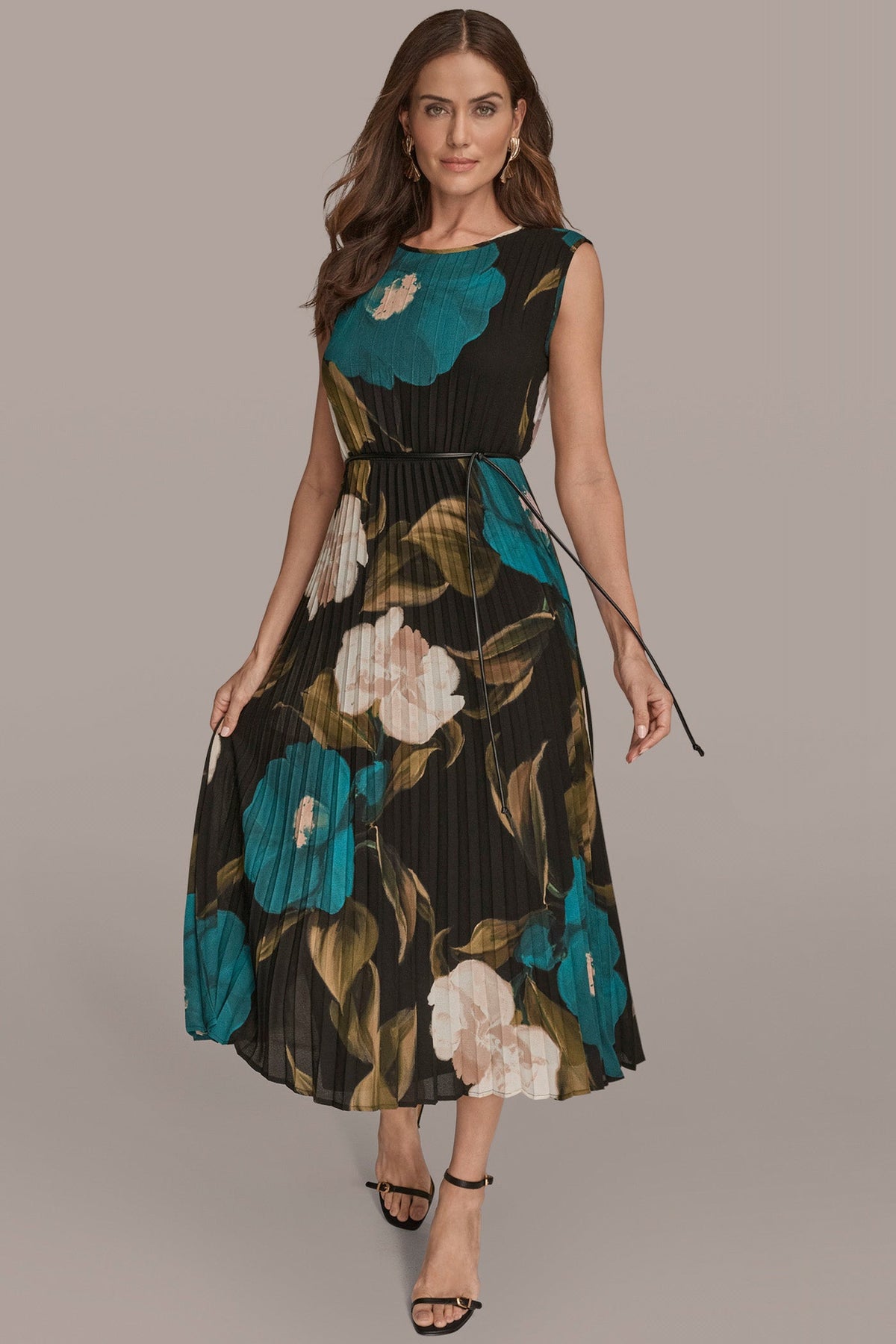 CHIFFON FLORAL PLEATED MAXI DRESS