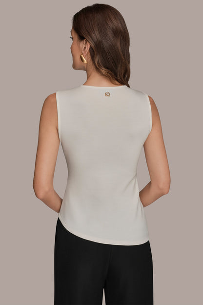 ASYMMETRIC HEM BLOUSE