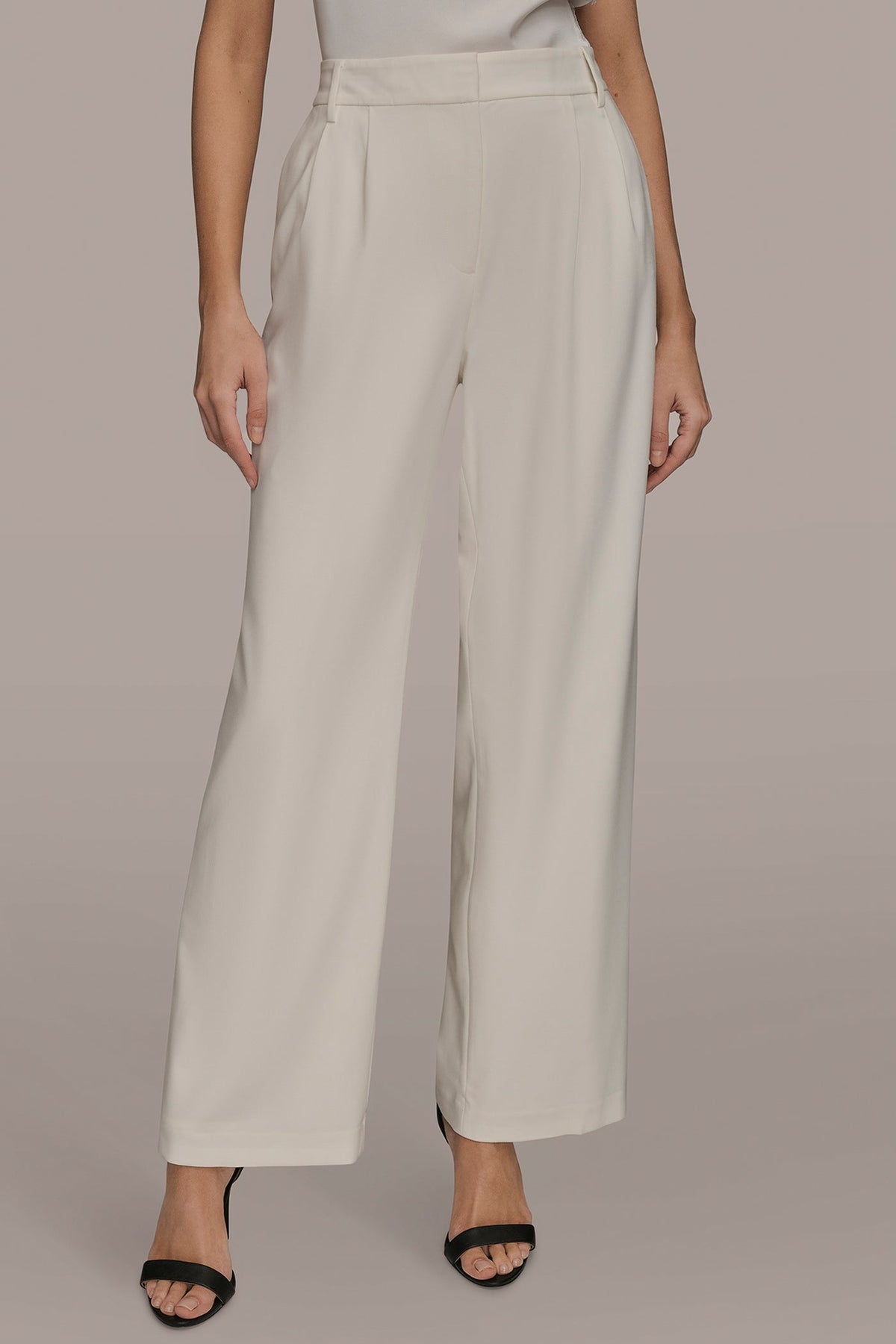EXTRA HIGH-RISE PLEATED WIDE-LEG PANT