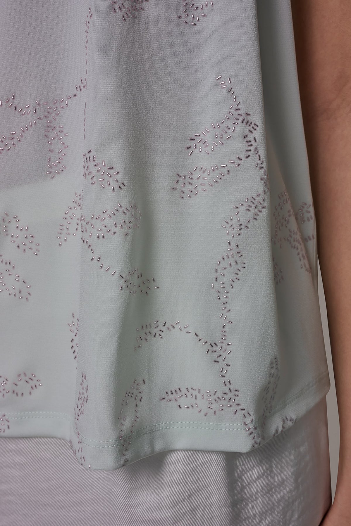 DRAPE TWIST SHOULDER BLOUSE