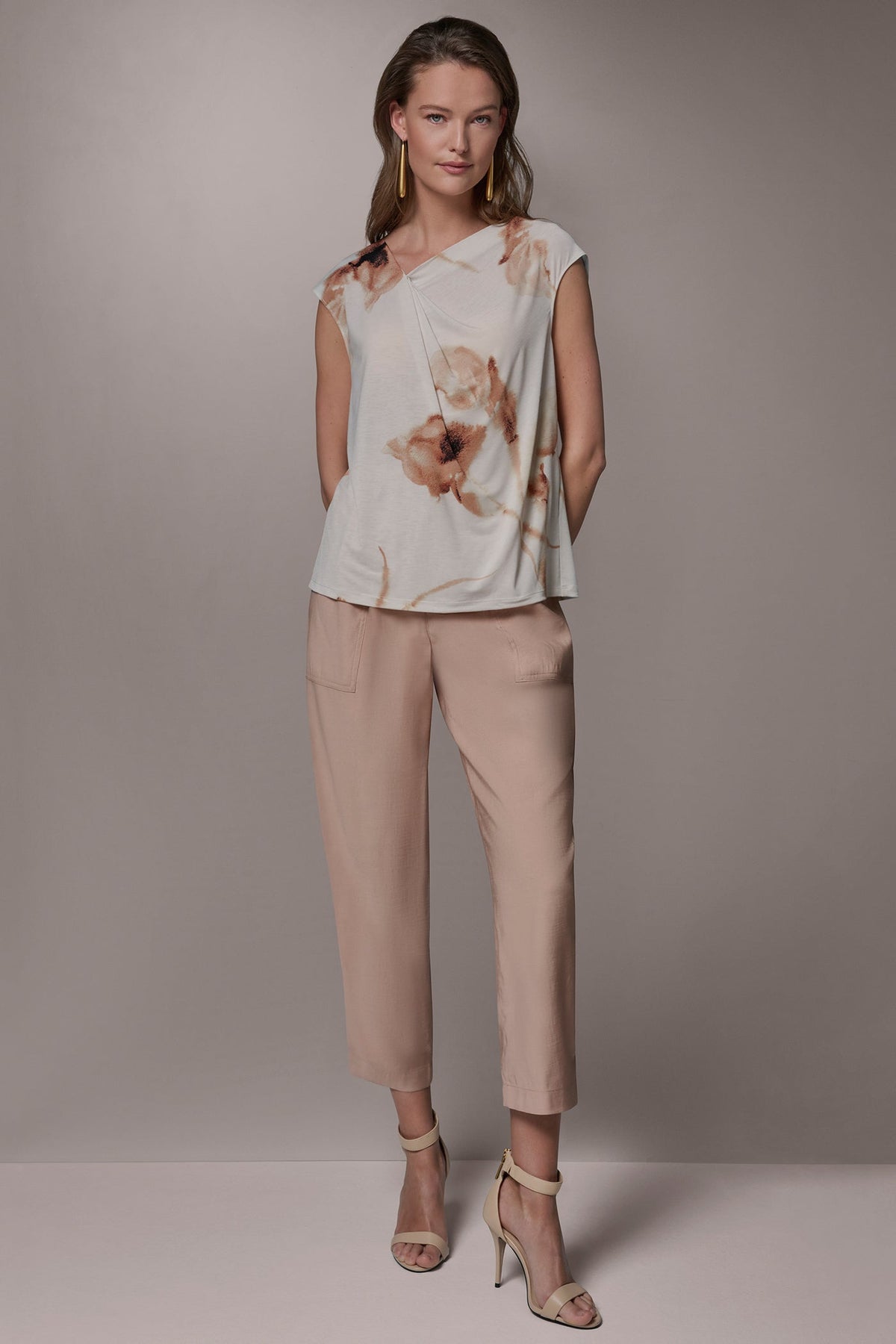 FLORAL ASYMMETRIC BLOUSE