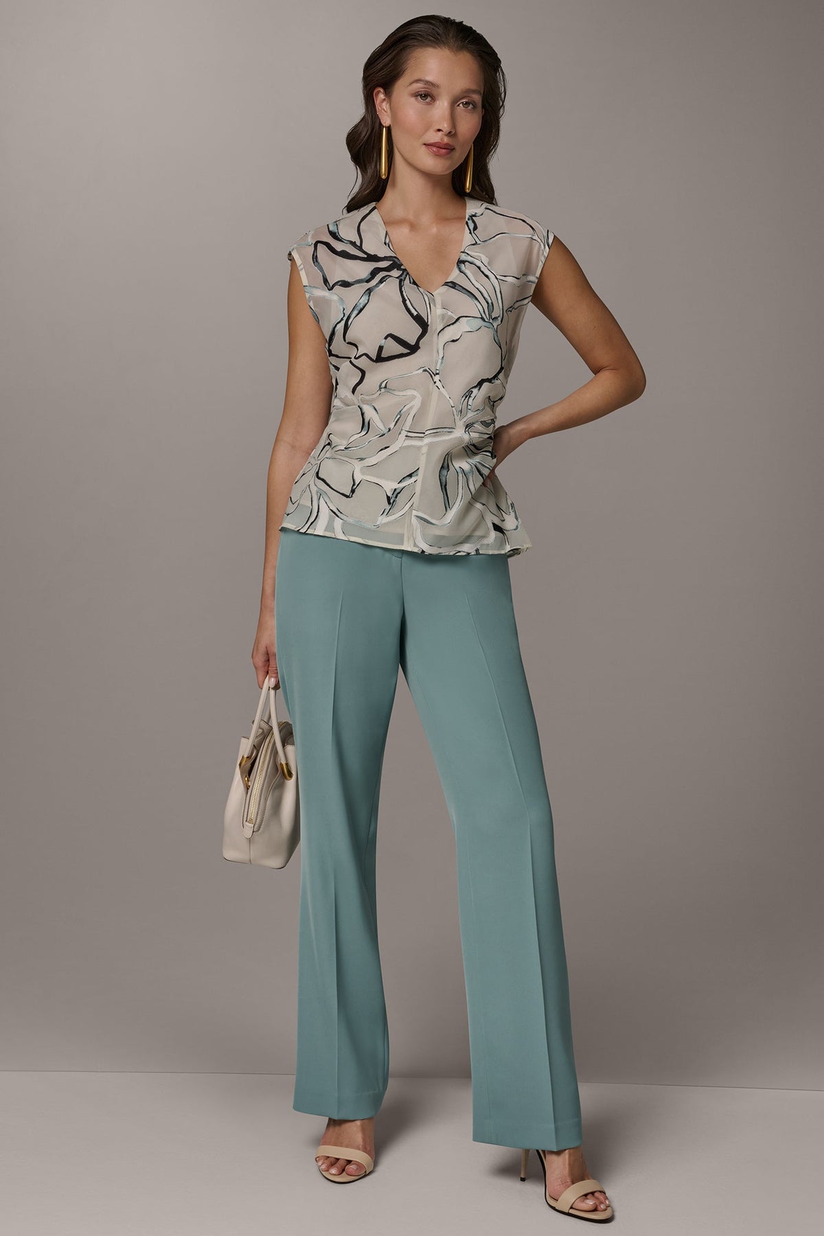 FLORAL BURNOUT TOP