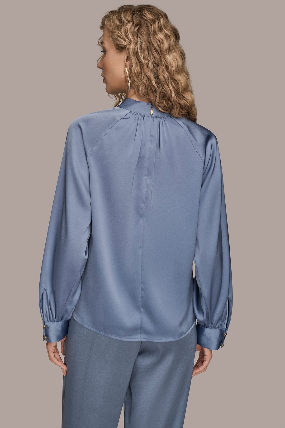 BUTTON-NECK BLOUSE