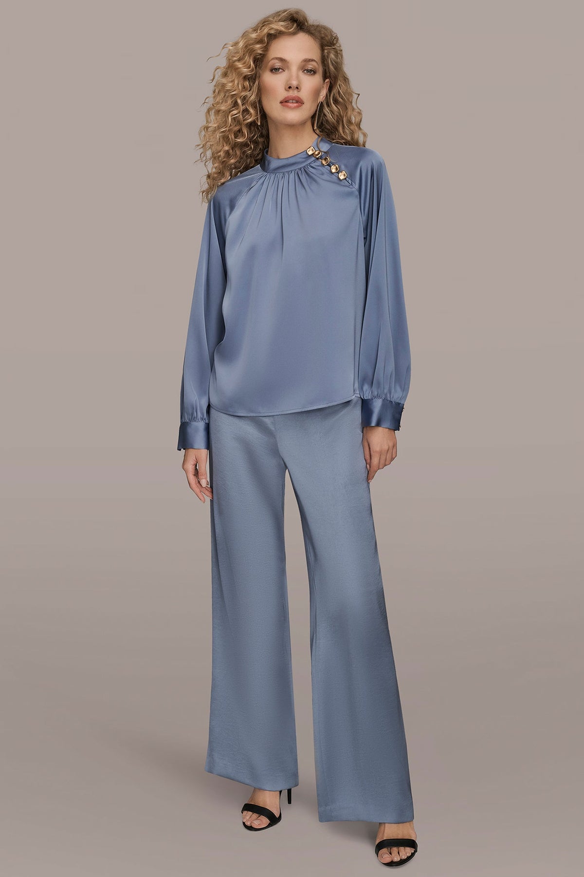 BUTTON-NECK BLOUSE