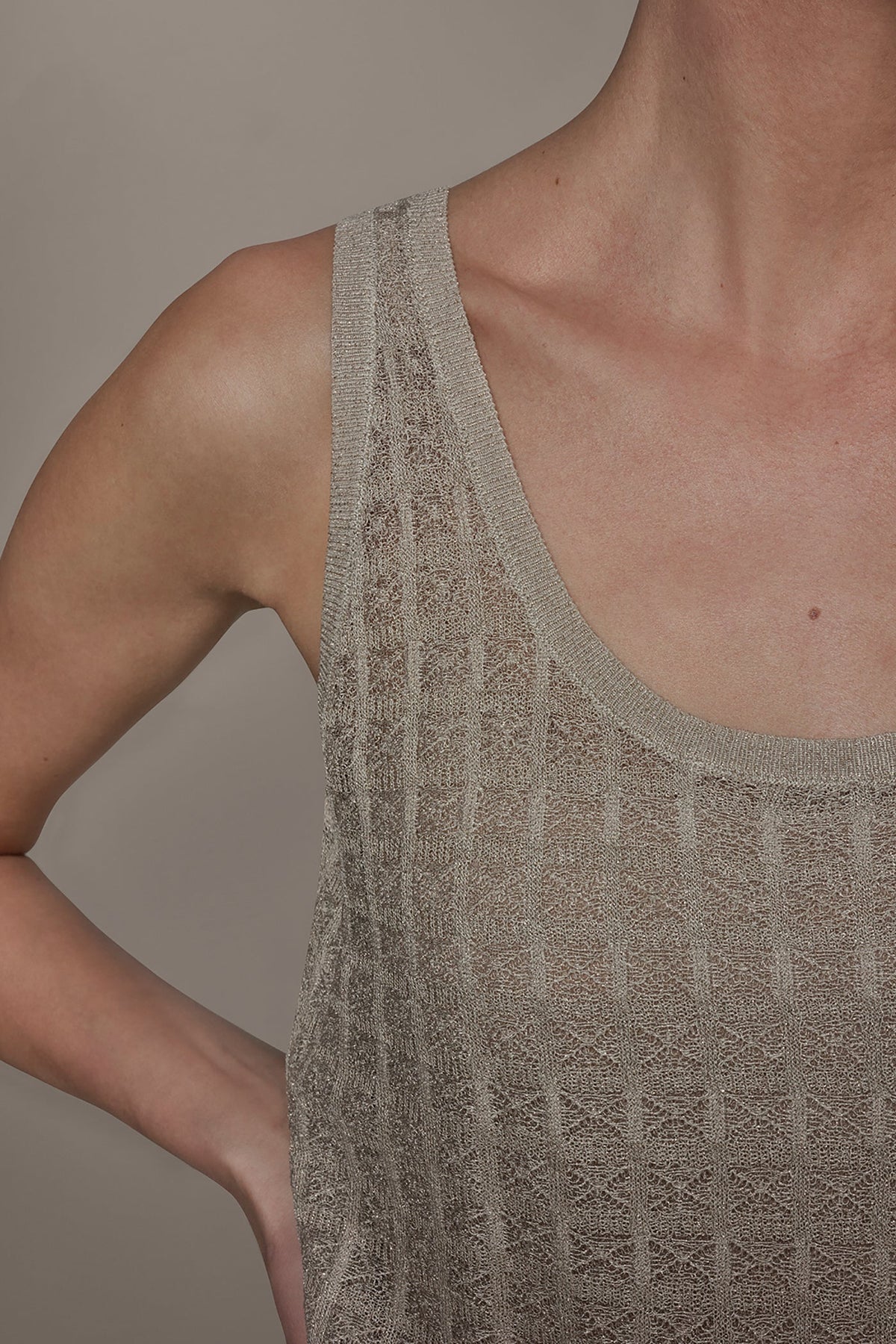 GRID STITCH SHELL