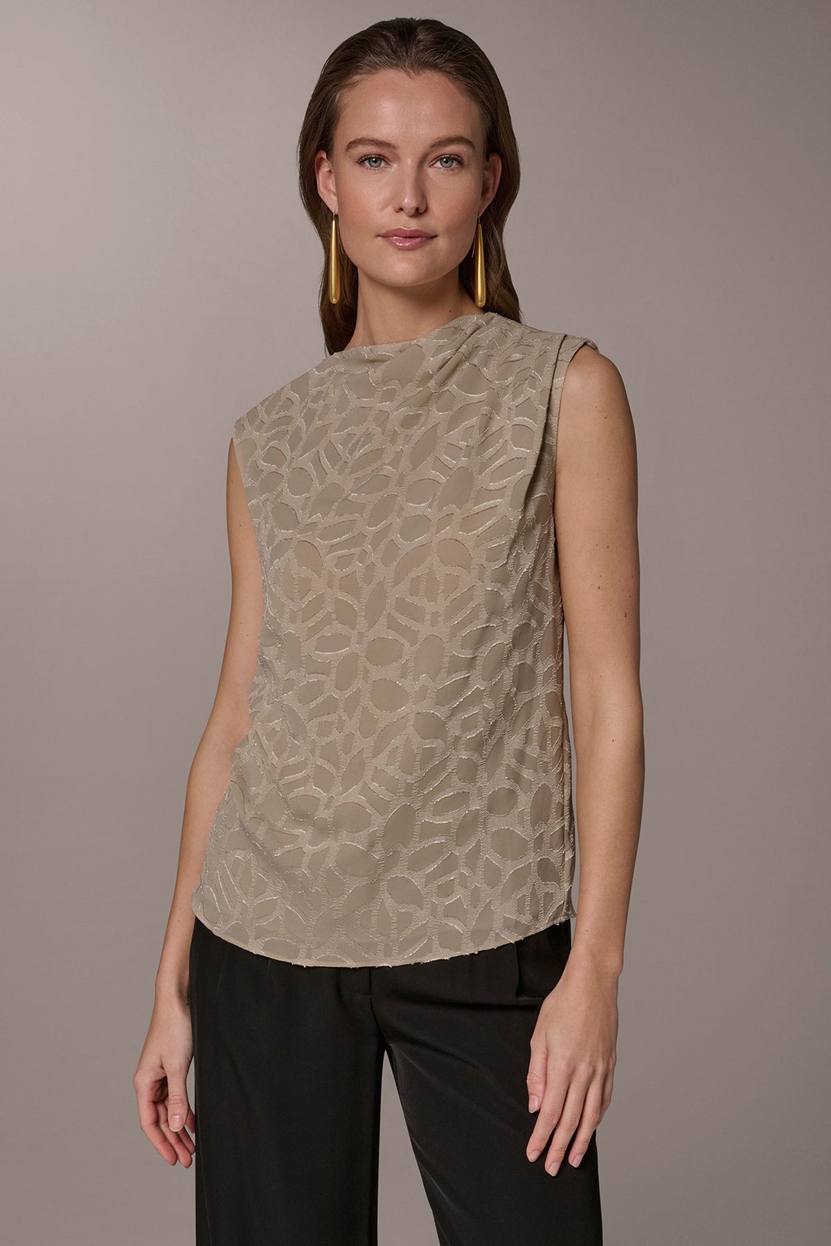 JACQUARD HIGH MOCK NECK BLOUSE