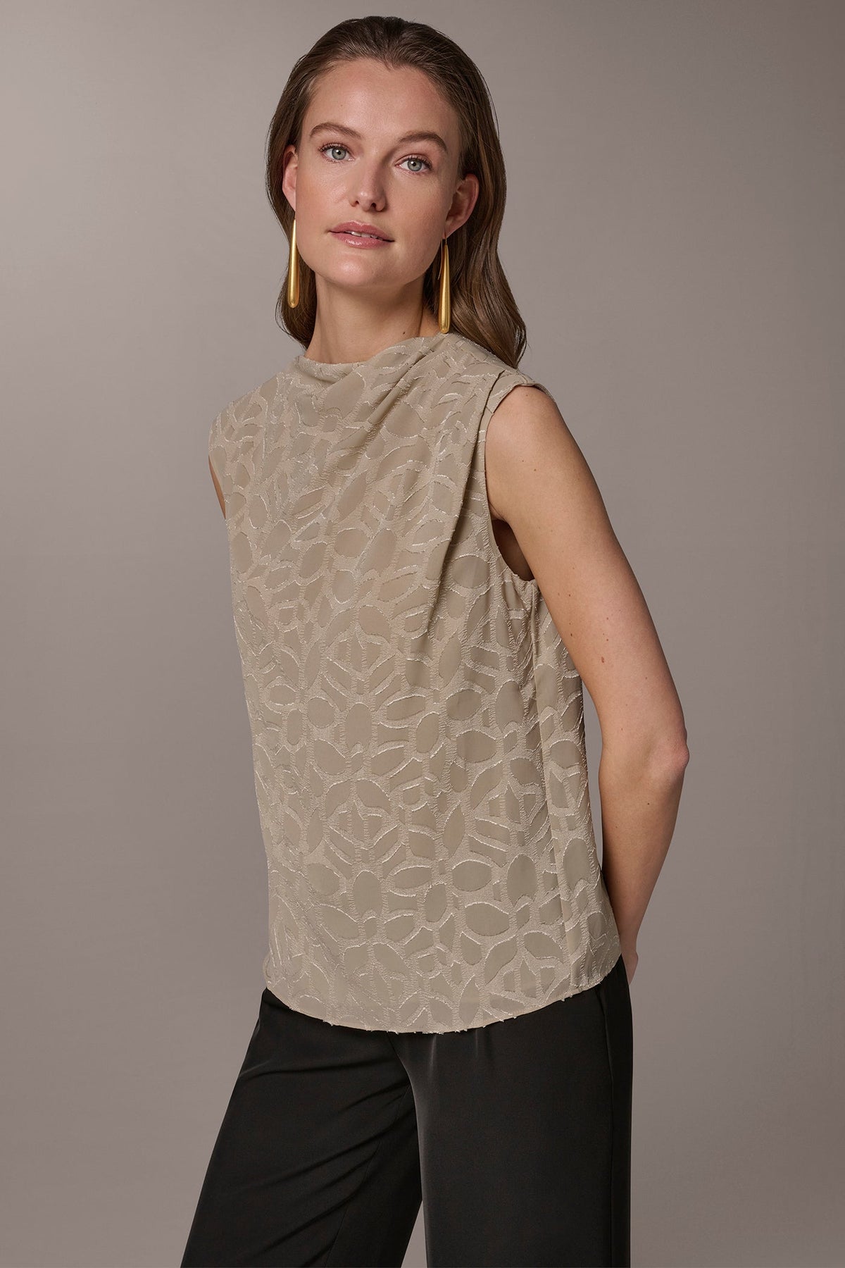 JACQUARD HIGH MOCK NECK BLOUSE