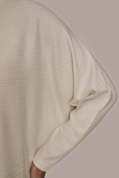 MOCK-NECK TOP